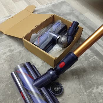Dyson Süpürge Başlık Sorunu Ve Müşteri Hizmetleri Deneyimi