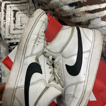 Nike Ayakkabıda Beklenmedik Hasar