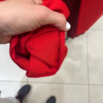 Kusurlu Pantolon Ve İade Sorunu