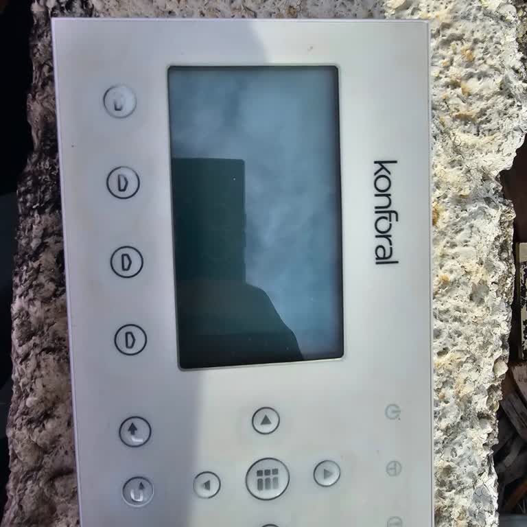 Isı Pompası Ekran Arızası Kış Gününde Mağdur Ediyor