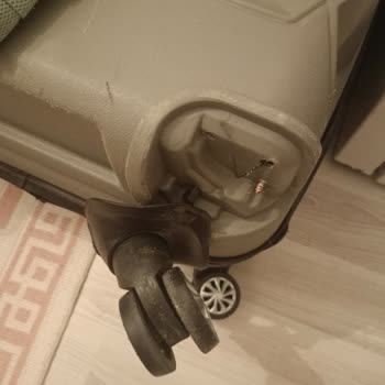 Ajet Firması İle Valiz Karmaşası Ve Mağduriyet