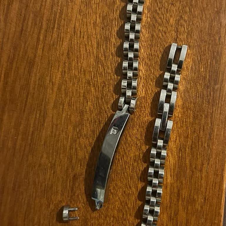 Sürekli Kopan Bileklik: Hayal Kırıklığı Yaratan Ürün