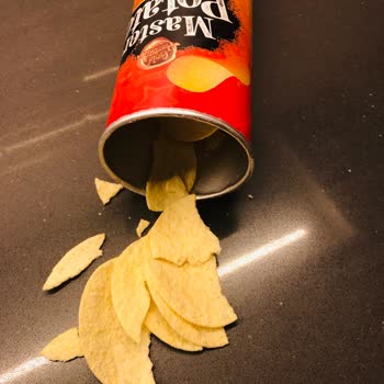 Kırık Cipsler: Beklentilerin Altında Kalan Deneyim