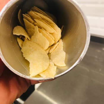 Kırık Cipsler: Beklentilerin Altında Kalan Deneyim