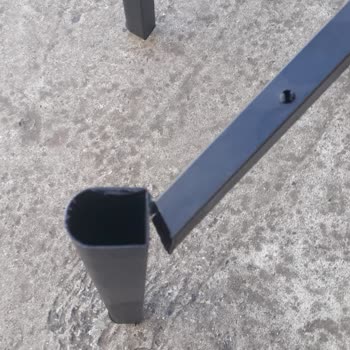 Baran Grup 32 Adet Sandalyelerin Hepsini Defolu Göndermişler