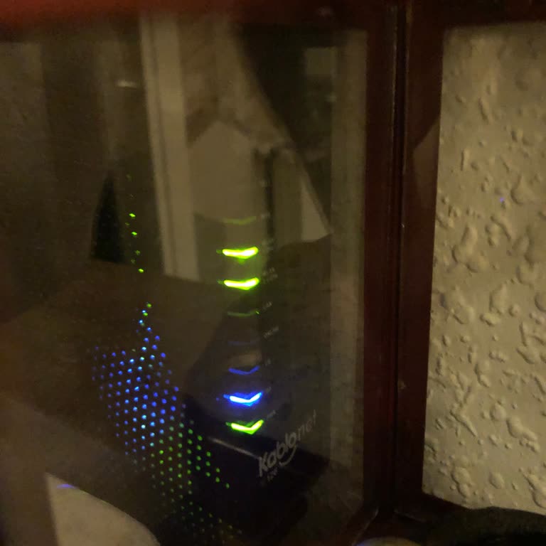 Topkapı'da Uzayan İnternet Ve TV Kesintisi