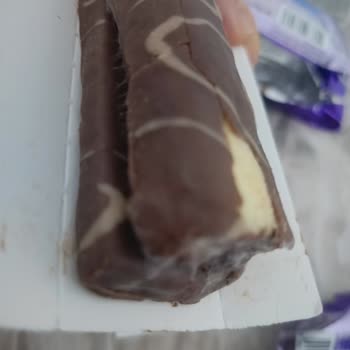 Küflü Rulo Kekle Karşılaşma