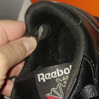 Ayakkabı Dünyası Reebok Ayakkabının Beklenmedik Kalite Sorunu Ve Garanti Hayal Kırıklığı
