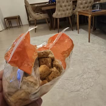 Güvelenmiş Galetalar Ve Yetersiz Müşteri Hizmeti