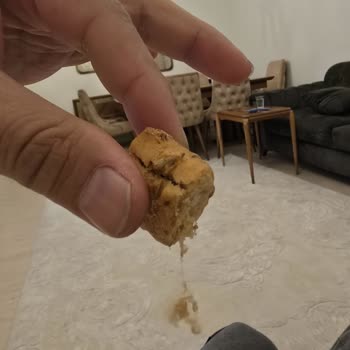 Güvelenmiş Galetalar Ve Yetersiz Müşteri Hizmeti