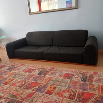 Evkur'un Bitmeyen Koltuk Bekleyişi