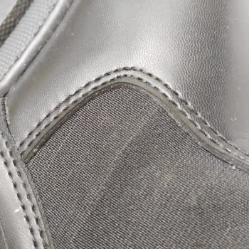 Elle Shoes enttäuscht mit schlechter Qualität und mangelhafter Haltbarkeit