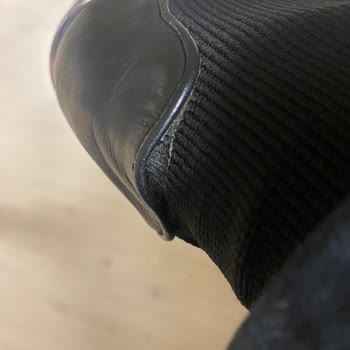 Elle Shoes enttäuscht mit kurzlebigen Stiefeln trotz hoher Preise