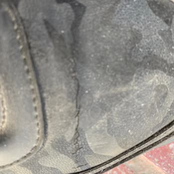 Elle Shoes ignoriert Mängel und lehnt berechtigte Reklamation ab