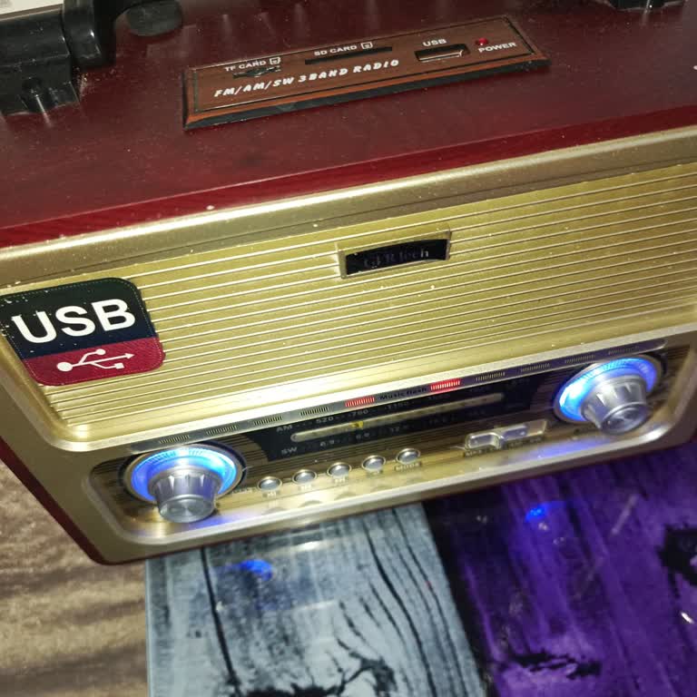 Nostaljik Radyo Kabusu: Sürekli Arızalanıyor!