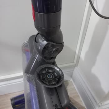 Dyson Süpürge Aparatında Sürekli Kırılma Ve Yetersiz Garanti Hizmeti