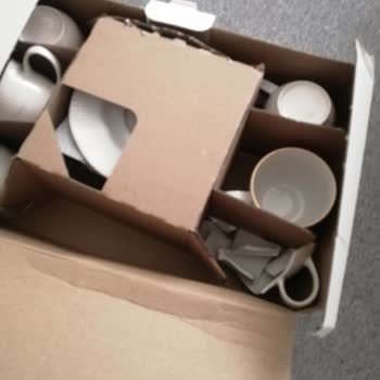 Kırık Yemek Takımı Ve Tedarik Sorunu