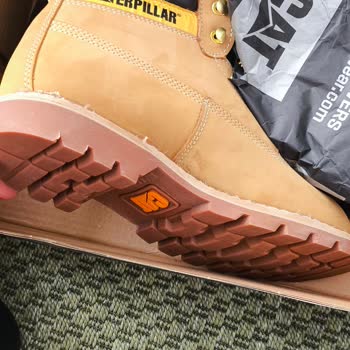 Yanlış Renkli Bot Teslimatı: İade Talebi