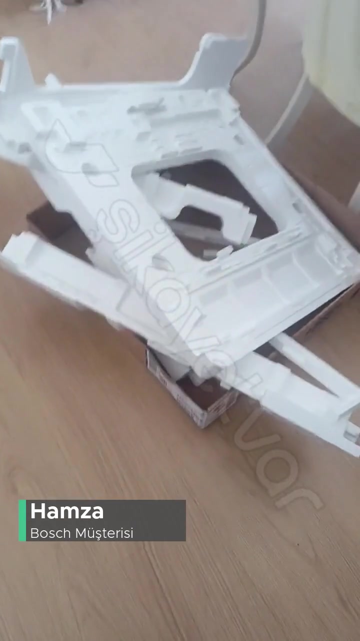 Bosch Eğitimsiz Montaj Servisi Makine Üst Kapağının Tırnaklarını Kırmış videonun kapak resmi