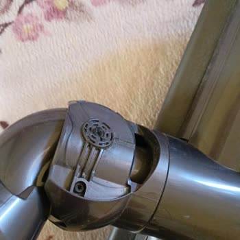 Dyson V15 Süpürge: 9 Ayda Beklenmedik Sorunlar