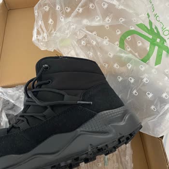 Ayakkabı İadesinde Mağaza Yetkilisinin Çirkin Tavrı