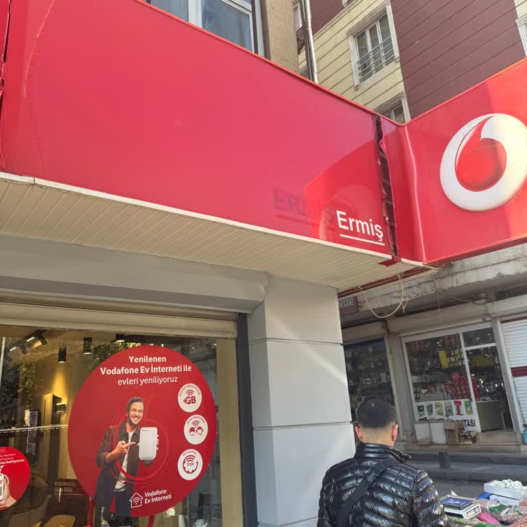 Vodafone Bayisinde Haksız Para Talebi Ve Kötü Hizmet