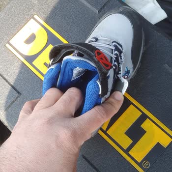 FLO Outlet'te Bedava Ayakkabı Kampanyasında Yaşanan Sorun