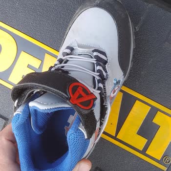 FLO Outlet'te Bedava Ayakkabı Kampanyasında Yaşanan Sorun