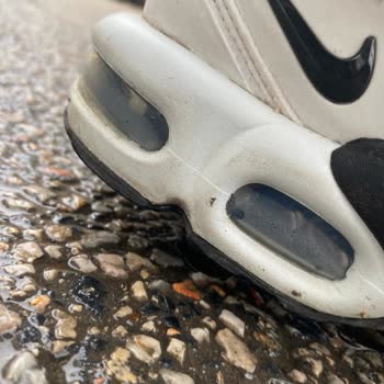 Nike Air Max Plus Ayakkabımın Air Taban Sorunu