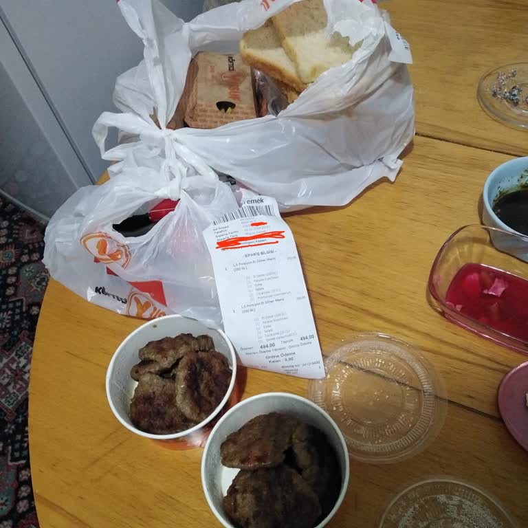 Yanlış Sipariş Ve İletişim Sorunu