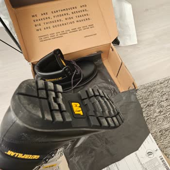 Kusurlu Ve Kullanılmış Ayakkabı Gönderimi