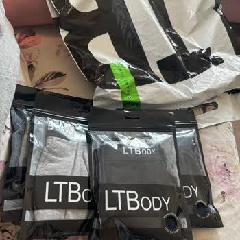 Eksik Ürün Ve İlgisiz Müşteri Hizmetleri Şikayeti