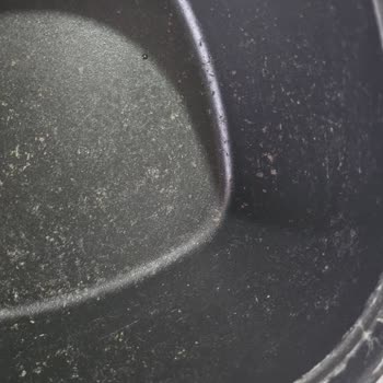 Schafer Tencere Setinde Beklenmedik Aşınma Ve Hayal Kırıklığı