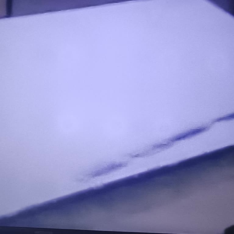 Samsung TV'de Ekran Sorunu: Fabrikasyon Hatası Mı?