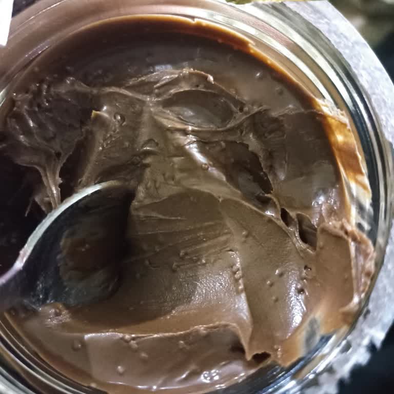 Nutella'da Şüpheli Pütürler: Bozuk Mu?