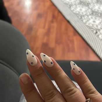 Protez Tırnak Hizmetinde Hayal Kırıklığı