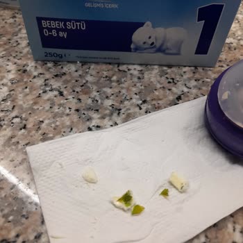 Bebek Maması Kalıp Ve Yeşil Madde Sorunu