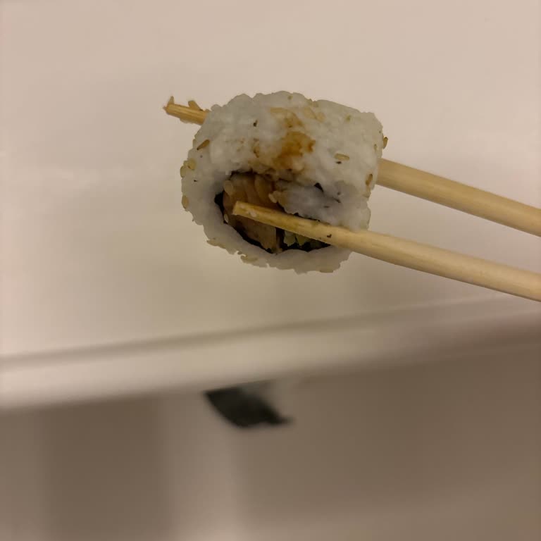 Migros'tan Alınan Sushi'nin Tadı Ve Kokusu Sorunu