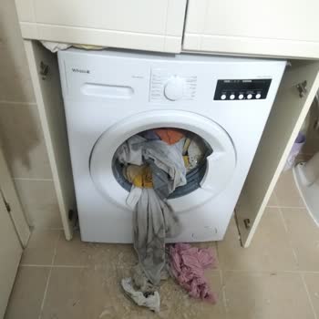 Vestel Çamaşır Makinesi Camı Patladı: Mağduriyetim Nasıl Giderilecek?