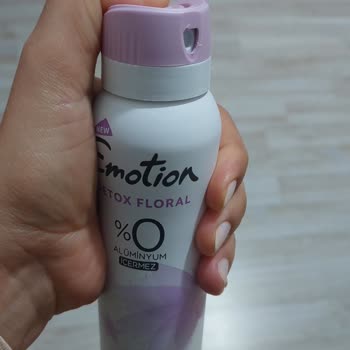 Emotion Deodorant Kapak Sorunu: Kullanılamayan Ürün