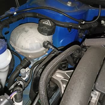 Yeni Aracımda Boya Ve Motor Problemleri