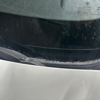 BMW'nin Kalite İddiası Ve Eriyen Plastik Sorunu