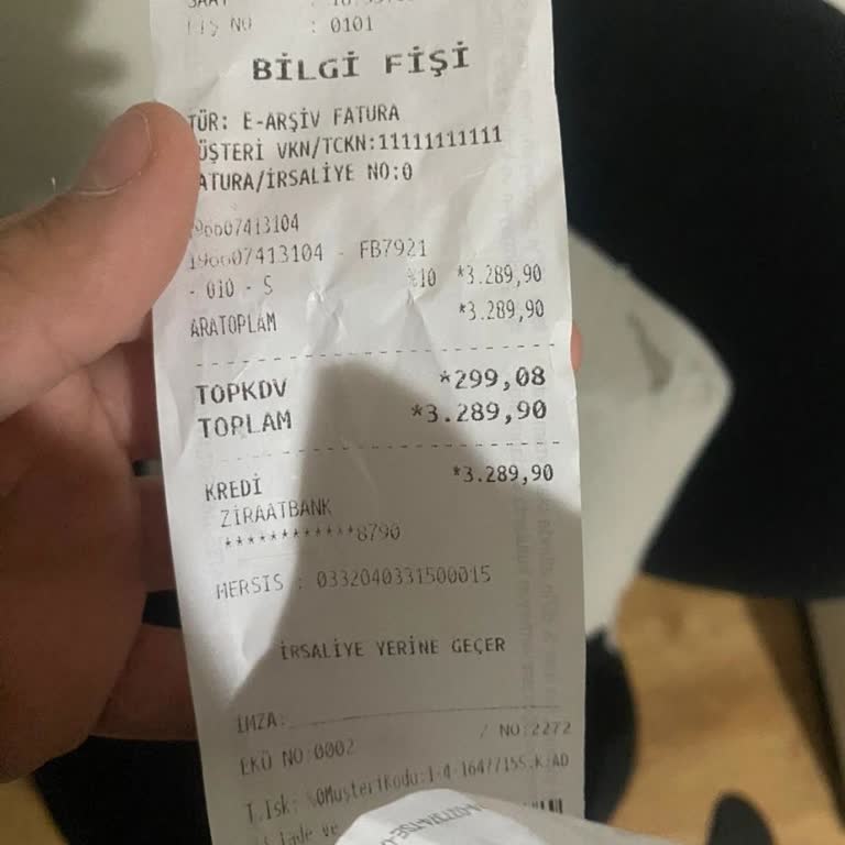 Nike Eşofman Üstünde Beklenmedik Renk Değişimi