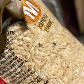 Migros Kepekli Pirinç Paketinde Böcek Şoku