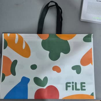 Marketin Yüksek Poşet Ücreti Şikayeti