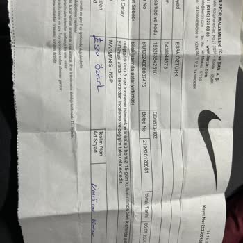 Nike Ayakkabıda Astar Yırtılması Sorunu