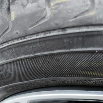 Dacia Spring Araç Lastik Sorunu Ve Müşteri Hizmetleri Desteği Eksikliği