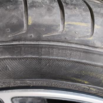 Dacia Spring Araç Lastik Sorunu Ve Müşteri Hizmetleri Desteği Eksikliği