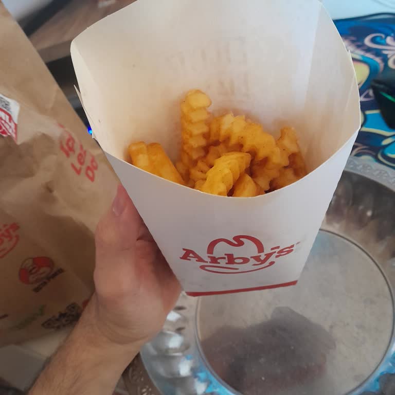 Arby's Eksik Ürün Ve Yanıltıcı Pazarlama!