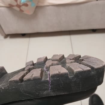 Valmenti Botlarında Hayal Kırıklığı: Tabanlar Ayrıldı!